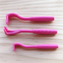 Load image into Gallery viewer, 3PCS/SET Pet Flea Removal Tool Kit Plastic Scratching Hook Remover Pet Cat Dog Grooming Supplies Tick Removal Tool Tweezers Clip